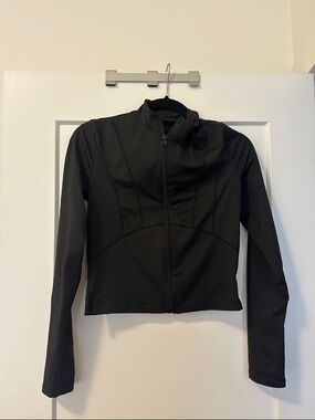 Women’s Black Zip-Front Lightweight Jacket